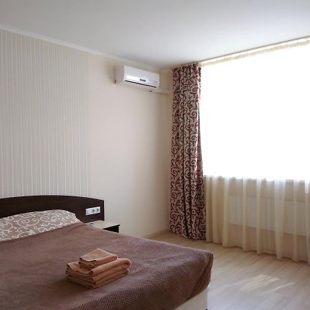 S&M Apartments Kiev Bagian luar foto